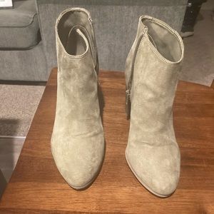 Old Navy Olive Green Booties Mid-Ankle Boot